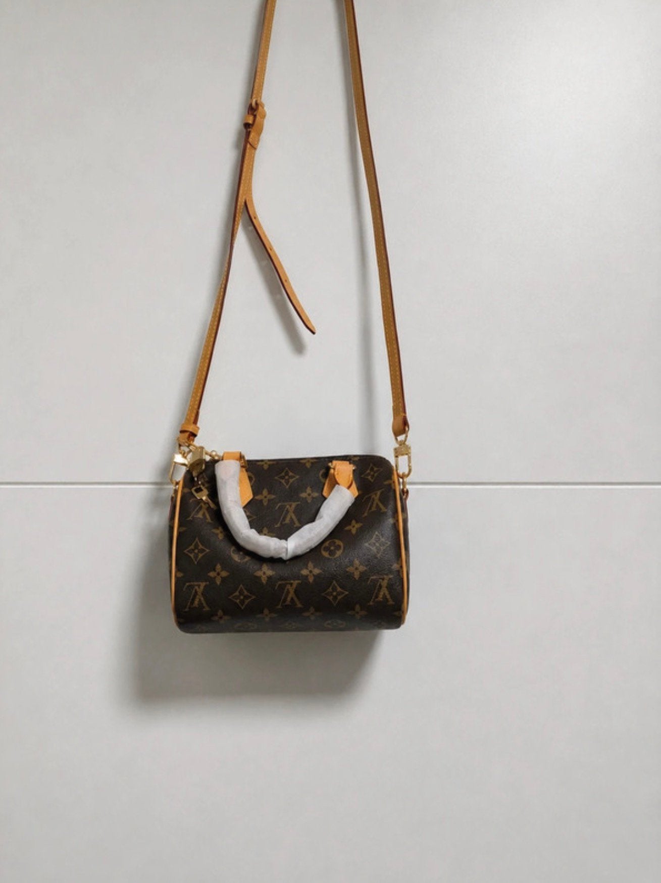 Louis vuitton tas, Handtassen en Accessoires, Tassen | Damestassen, Ophalen, Nieuw, Handtas