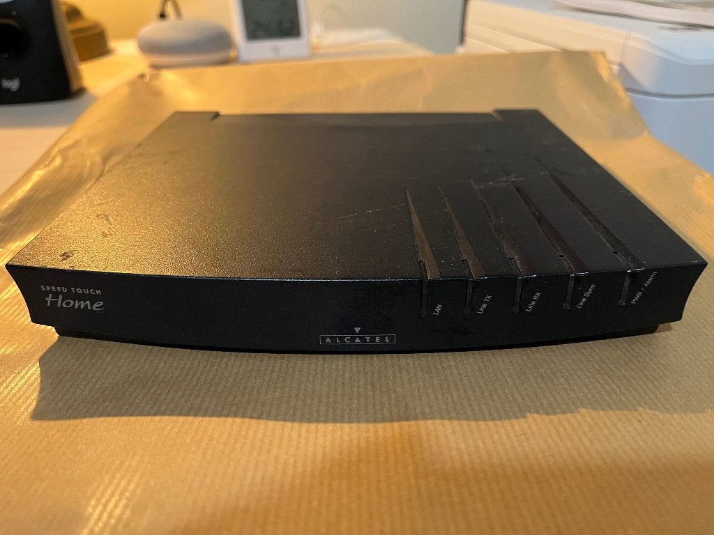 Alcatel Speed Touch Home ADSL, Ophalen of Verzenden, Gebruikt, Router met modem, Alcatel