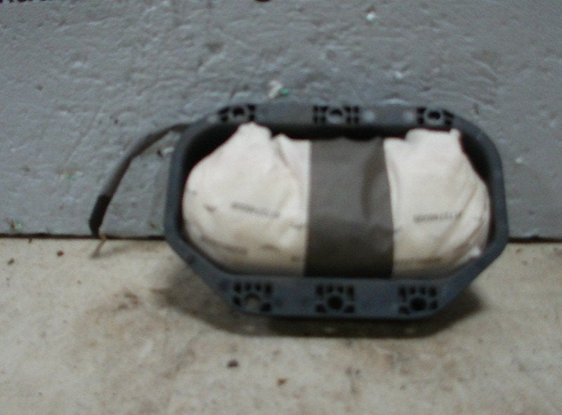 AIRBAG PASSAGER Astra J (PC6 / PD6 / PE6 / PF6) (12847035), Opel, Opel Automobile GmbH, Utilisé, Kontakt-opel@opel.com