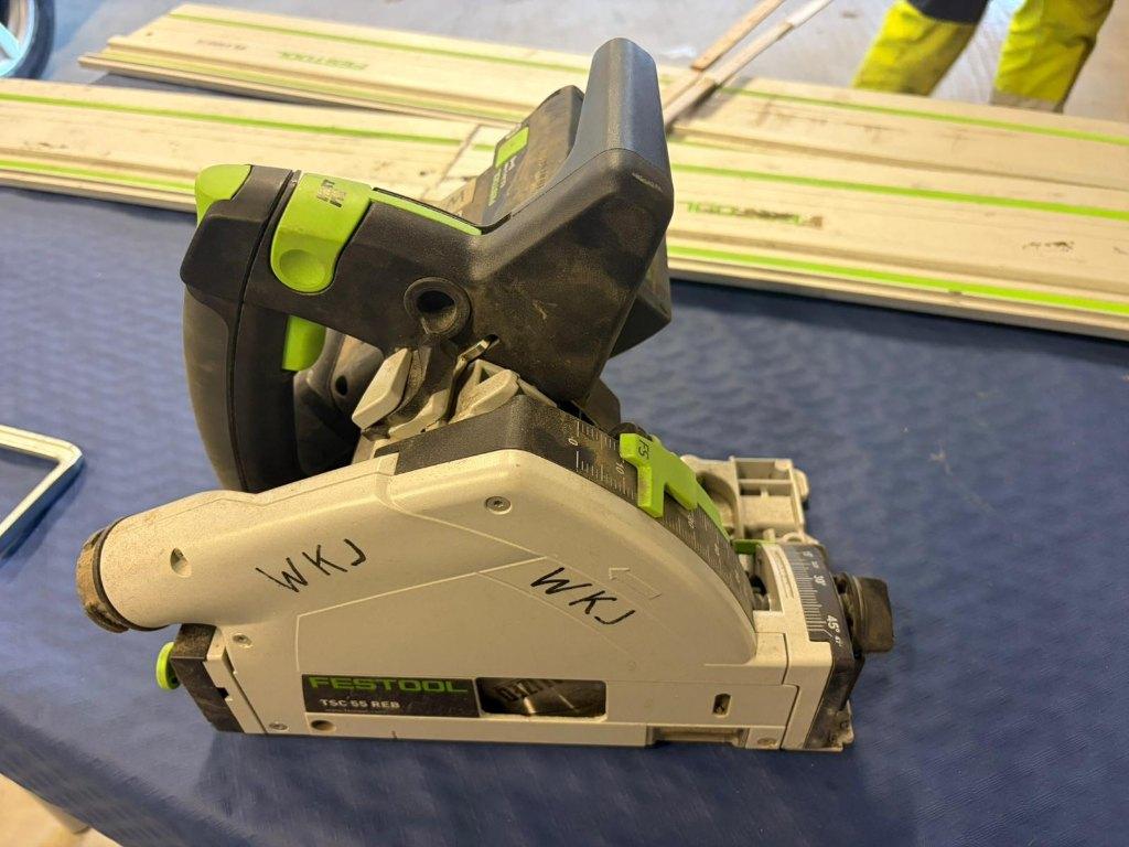 Festool TSC 55 KS Accu-invalcirkelzaag op batterij, Ophalen, Gebruikt, Invalzaag, 30 tot 70 mm