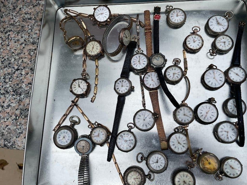 Montre argent pour dame lot de 31 montres +bracelet spéciaux, Enlèvement