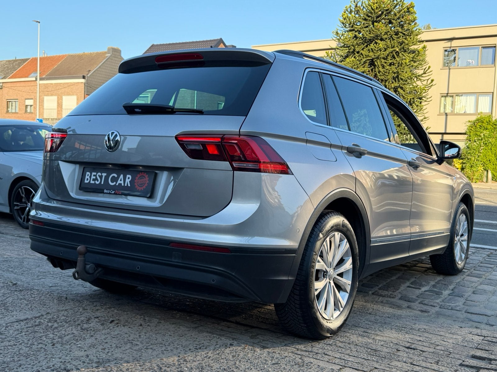 VW Tiguan 1.4TSi * AutoMaat * Garantie, Autos, 1395 cm³, Argent ou Gris, Achat, 1800 kg