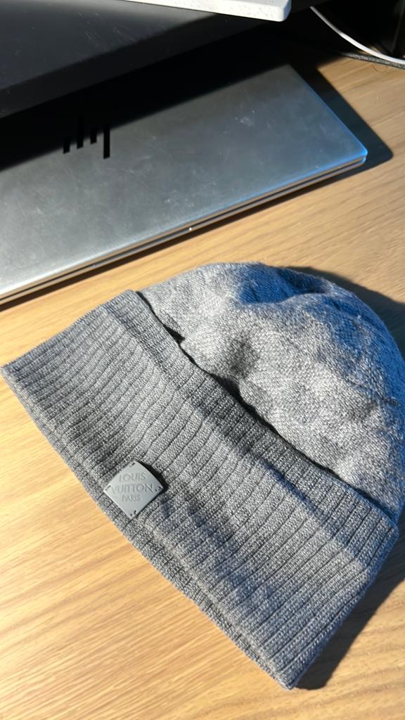 Bonnet Louis Vuitton, Vêtements | Hommes, Enlèvement, Comme neuf, Bonnet