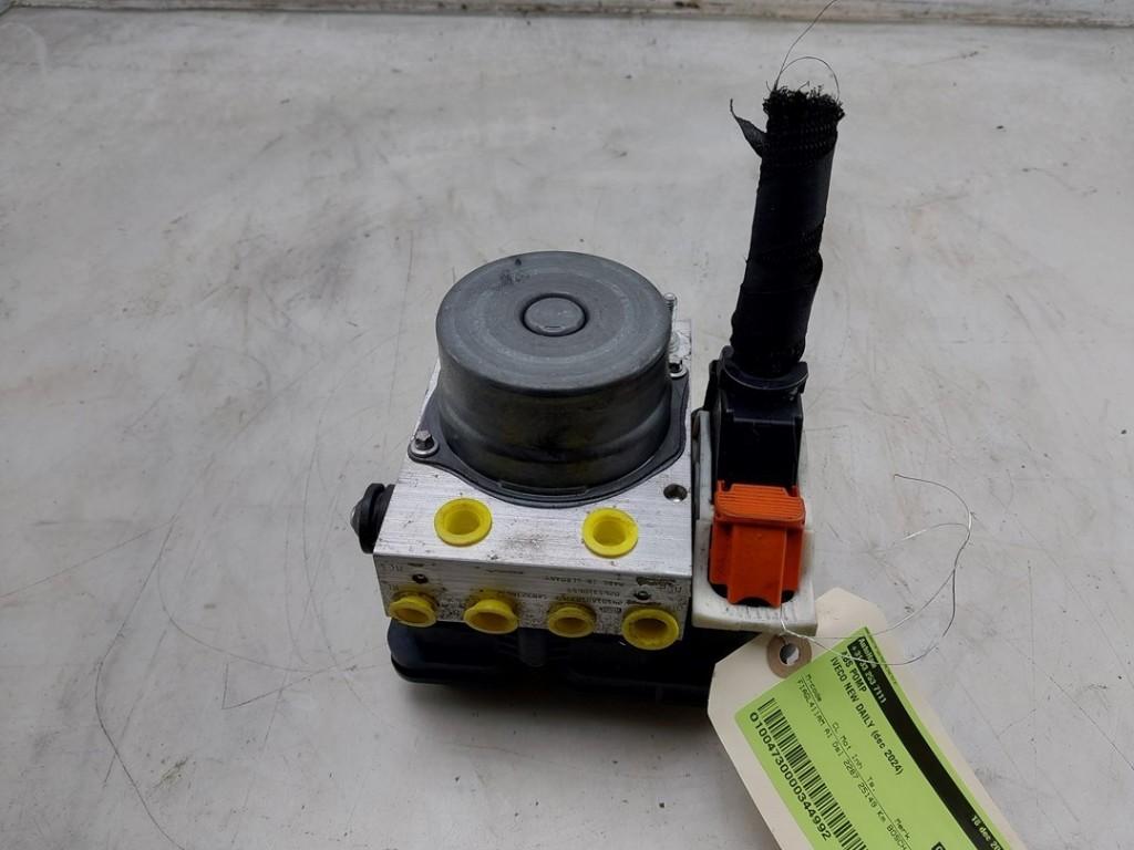 ABS POMP New Daily VI (|5803238632|5803238858|5803074340|), Robert Bosch AG, Gebruikt, Overige automerken, Robert-Bosch-Allee 1
74232  Abstatt, DE