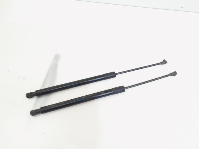 Kit amortisseur gaz hayon d'un Volkswagen Golf, Volkswagen, -, 3 mois de garantie, Utilisé
