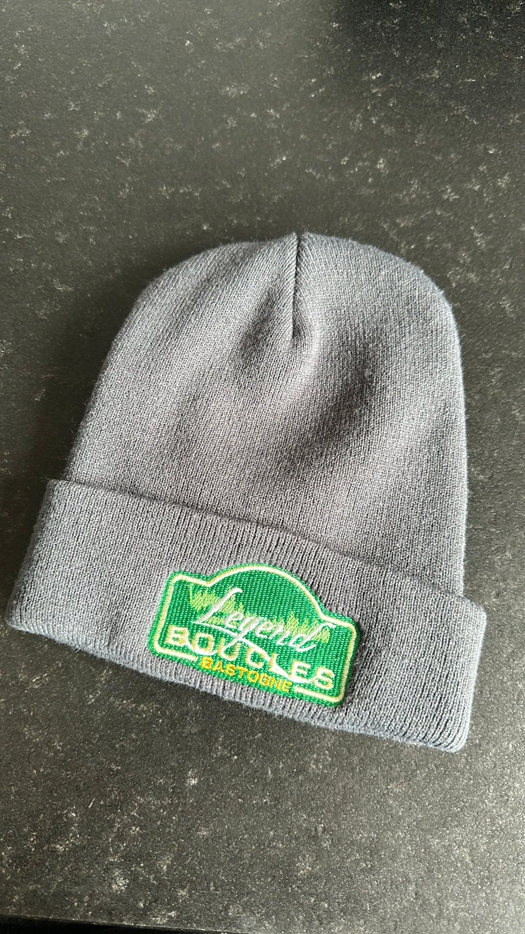 Bonnet Legend Boucles Bastogne, Vêtements | Hommes, Bonnets, Écharpes & Gants, Enlèvement ou Envoi, Neuf, Taille 52/54 (L), Bonnet