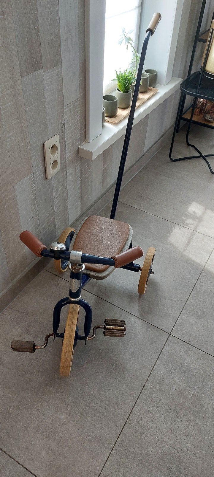 Banwood trike driewieler, Ophalen