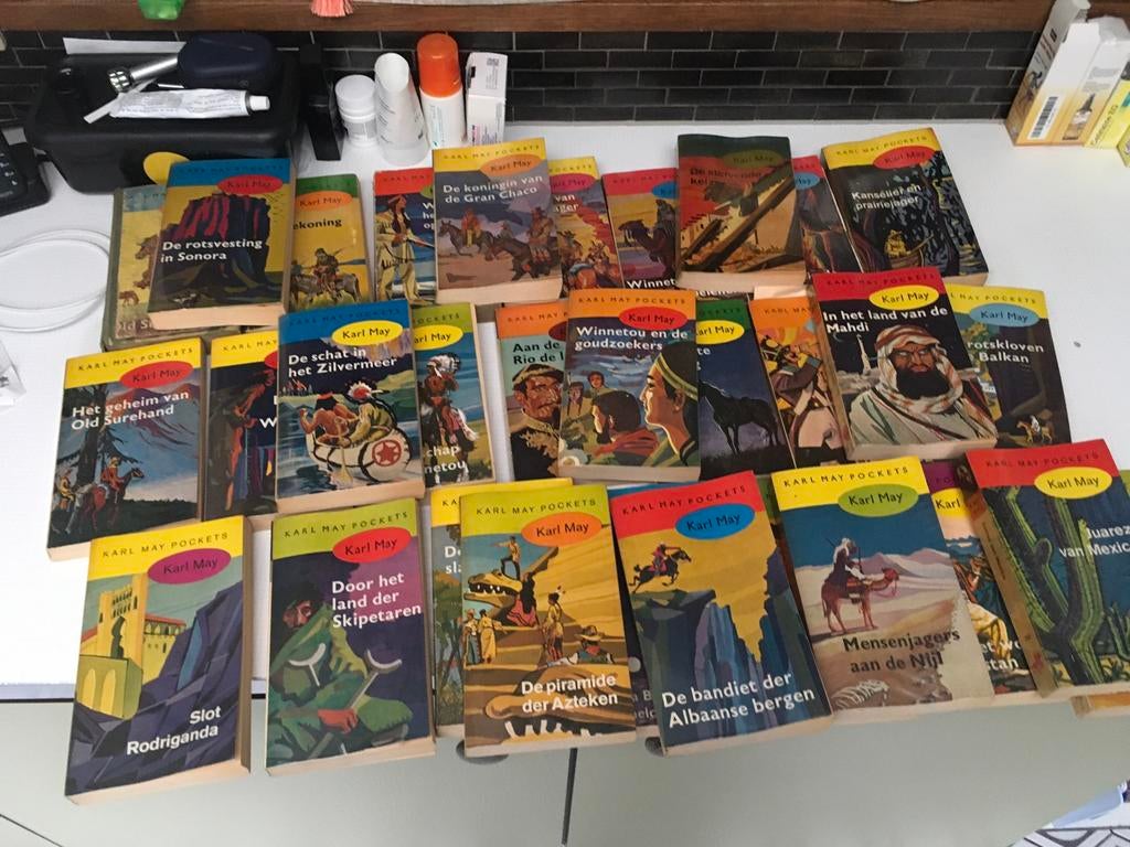 Pockets van Karl May 35 stuks, Boeken, Ophalen, Zo goed als nieuw