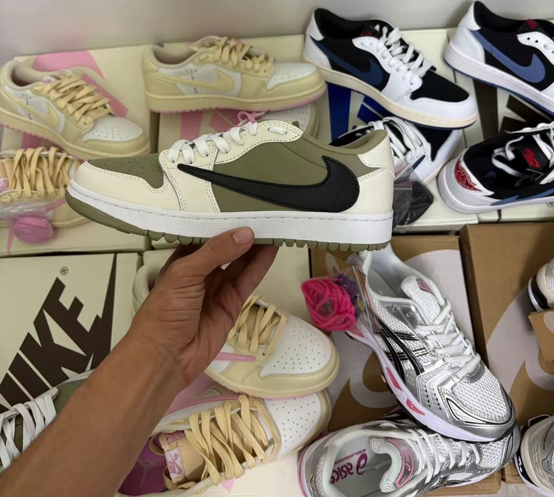 Travis scott, Kleding | Dames, Ophalen of Verzenden, Zo goed als nieuw
