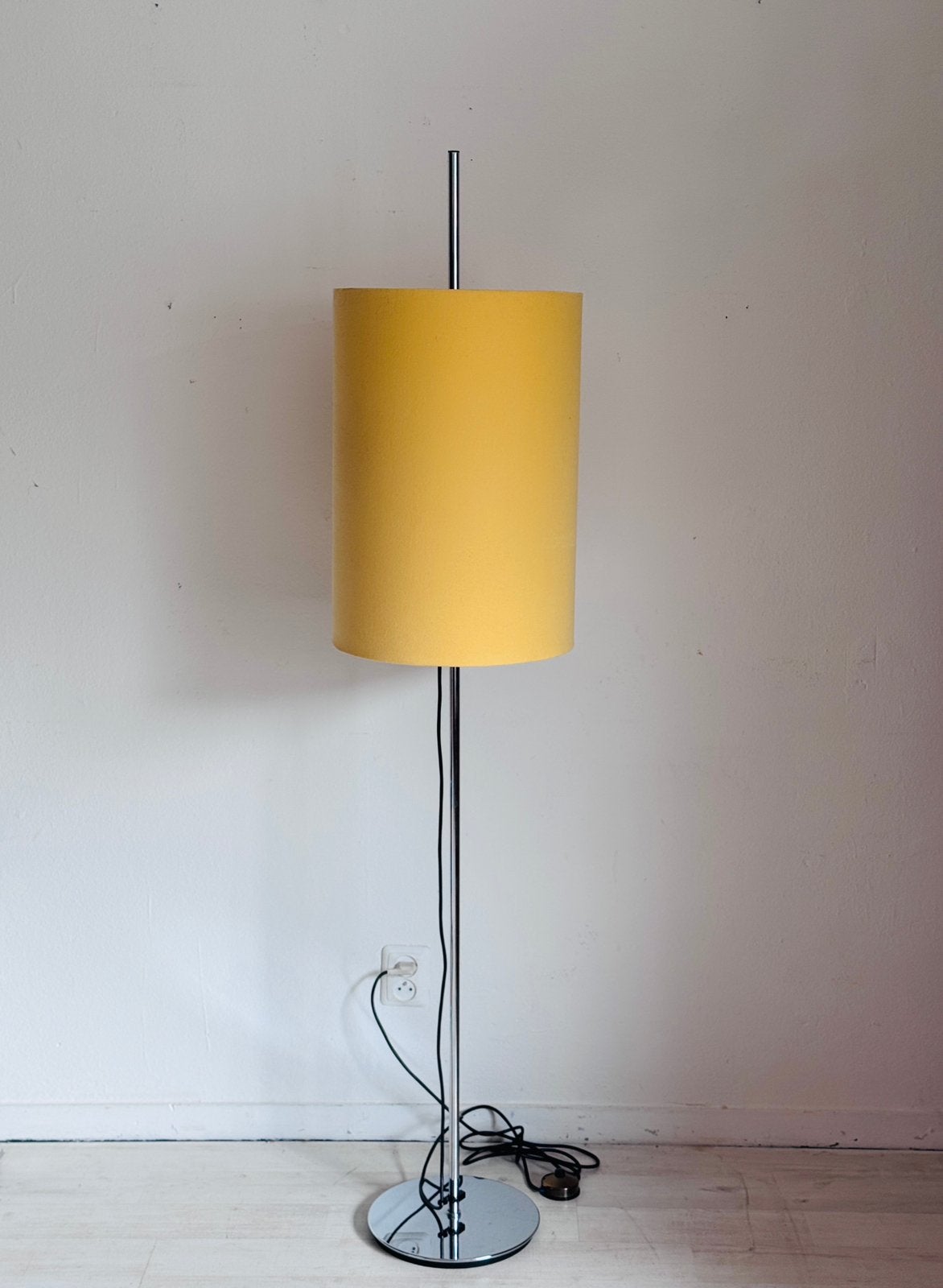 Vintage minimalistische vloerlamp Staff Leuchten 1960, Huis en Inrichting, Vintage minimalist, Zo goed als nieuw, 150 tot 200 cm