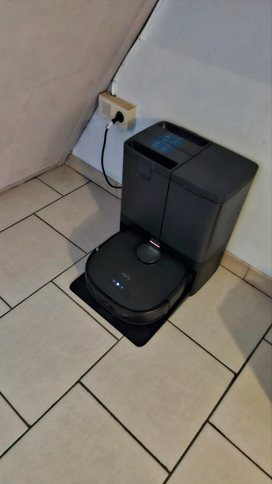 Eufy X 10 Pro Omni, Electroménager, Aspirateurs, Enlèvement, Utilisé, Aspirateur robot, Navigation intelligente