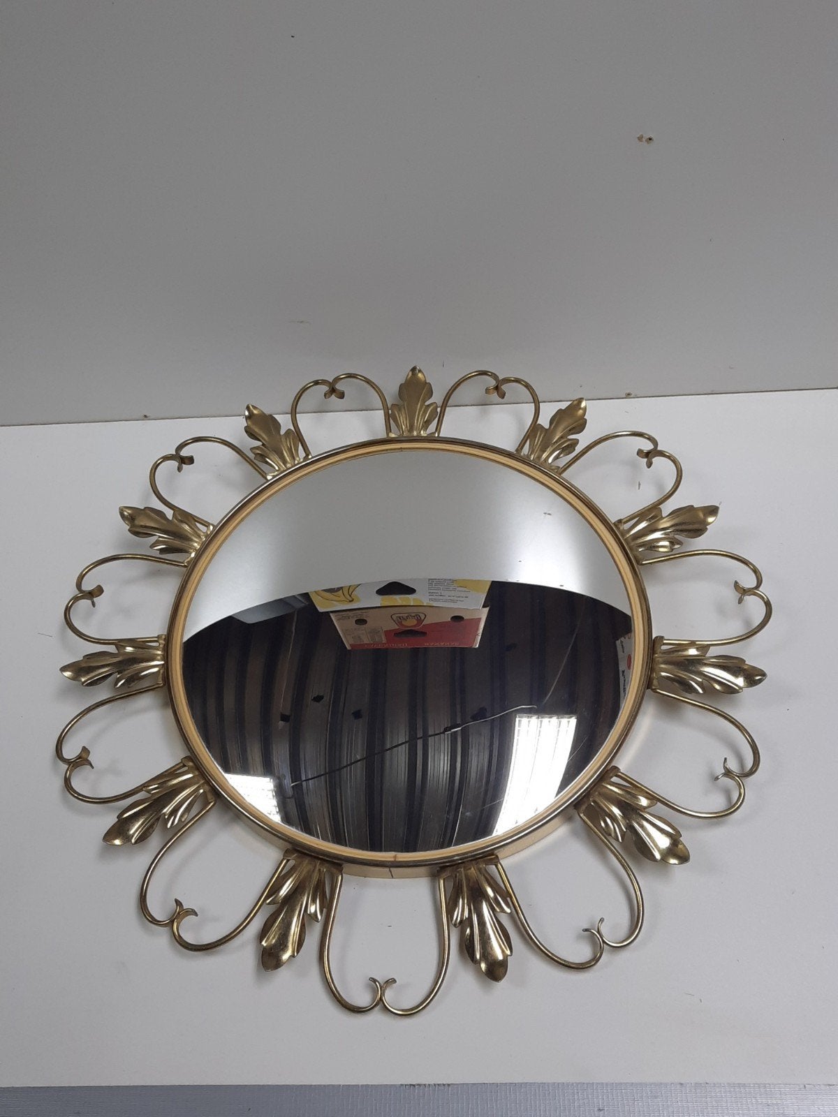 Vintage deknudt zonnespiegel, Antiek en Kunst, Antiek | Spiegels, Minder dan 50 cm, Minder dan 100 cm, Rond, Ophalen of Verzenden