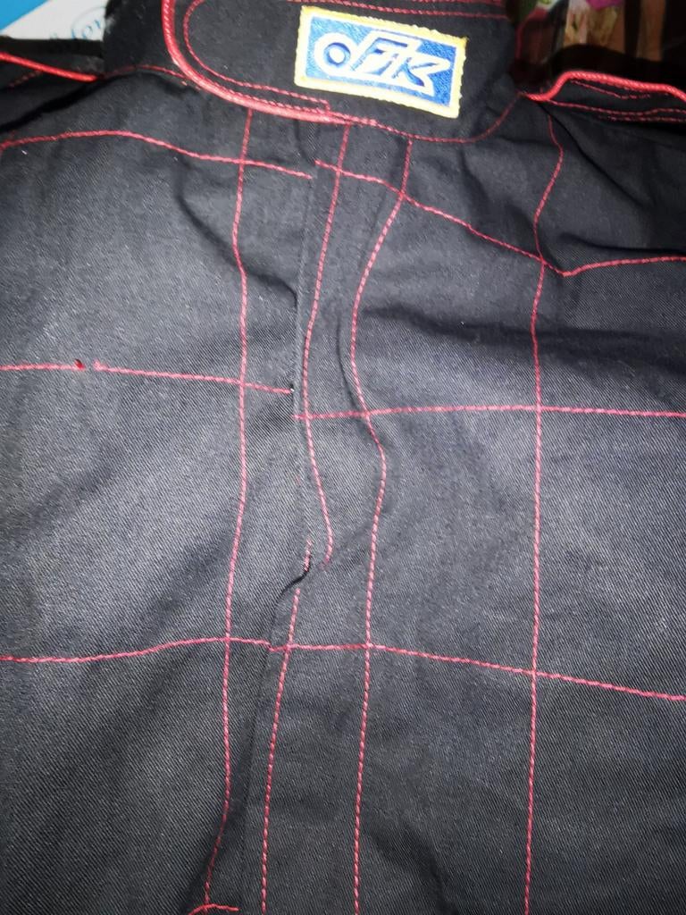 Ofik omp fait des courses partout, karting, sport automobile, Sports & Fitness, Karting, Enlèvement ou Envoi, Neuf, Vêtements ou Chaussures