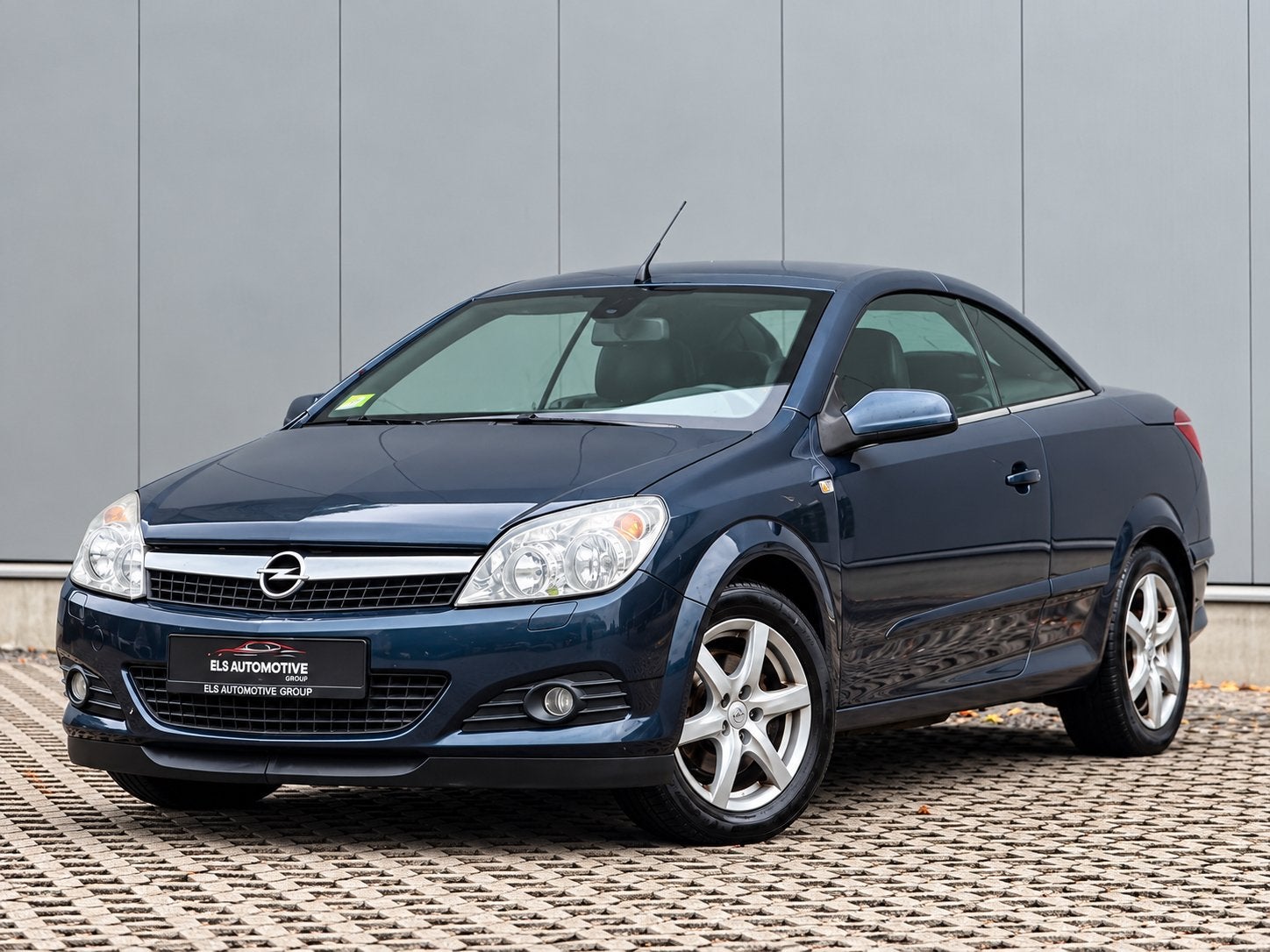 Opel Astra TwinTop 1.9 CDTI | Cabrio Hardtop | Leder, Auto's, Voorwielaandrijving, Cabriolet, Zwart, Leder