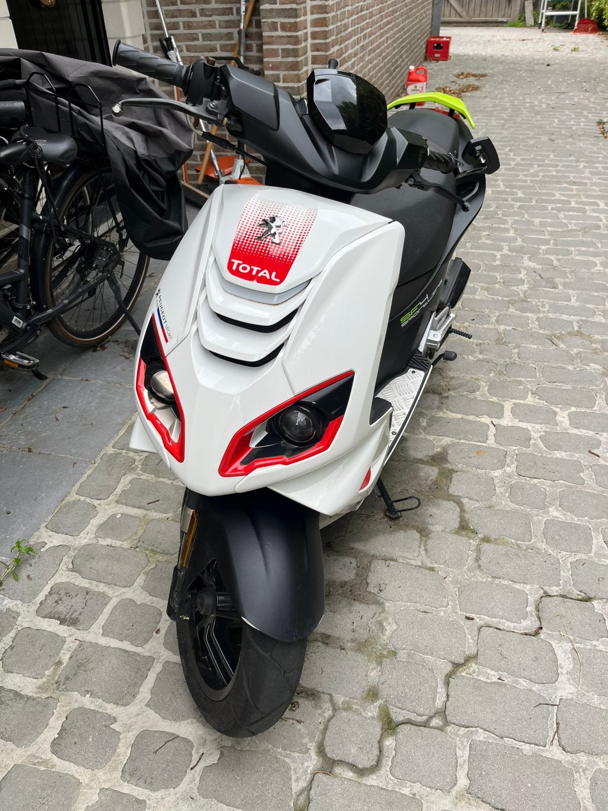 Peugeot SF4 ., Fietsen en Brommers, Ophalen, Zo goed als nieuw
