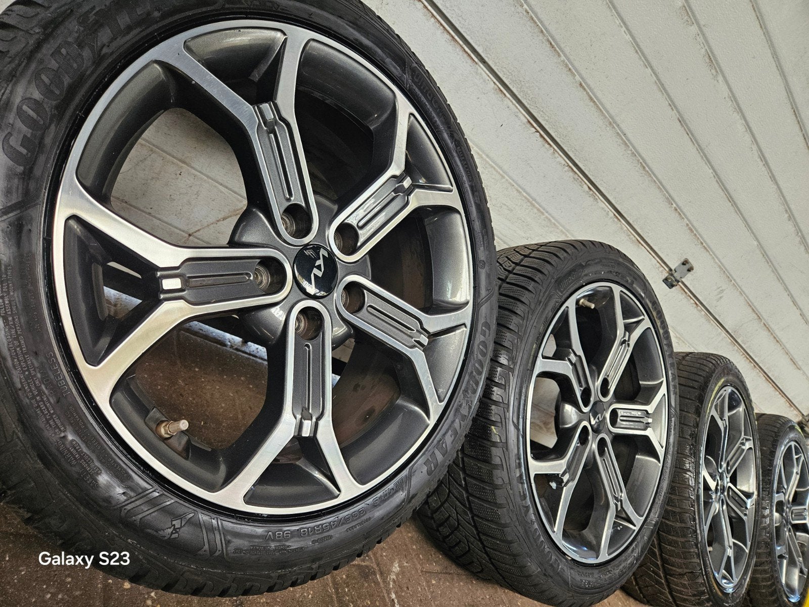 18 inch originele Kia Xceed Niro Hyundai Kona velgen banden, Enlèvement ou Envoi, Hyundai