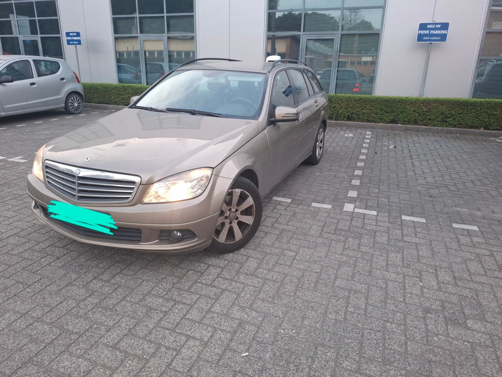 C200- Climatisation- Automatique- Cuir- Navigation, Achat, 5 portes, Automatique, Particulier