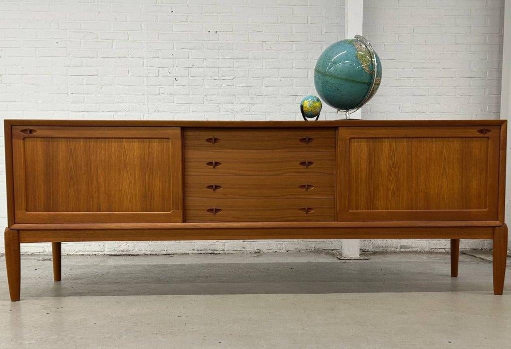 Deens teak dressoir H.W. Klein Bramin, Huis en Inrichting, Ophalen, Teakhout