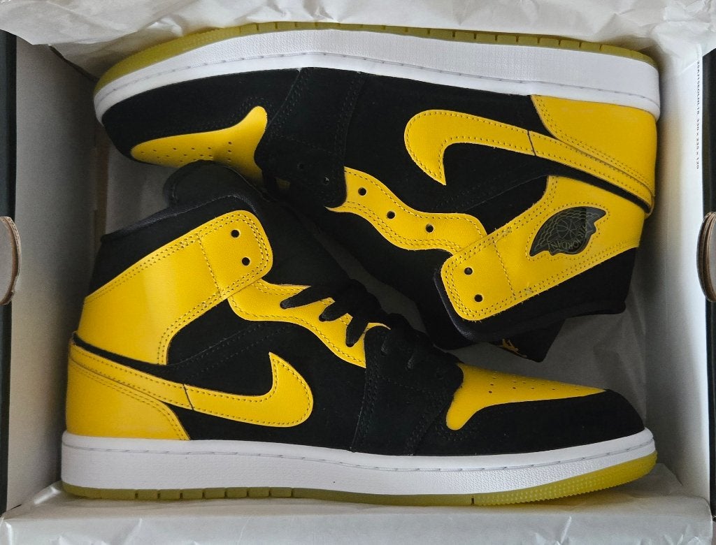 Air Jordan 1 Mid SE New Love 2025 (Neuf), Enlèvement ou Envoi, Neuf