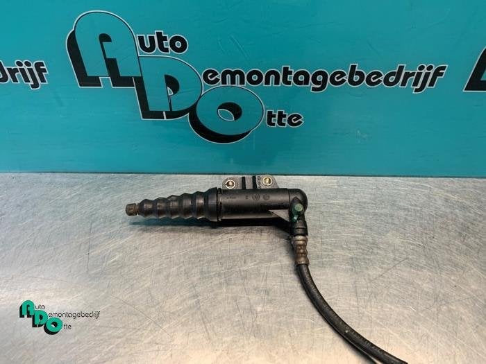 Embrayage cylindre auxiliaire d'un Peugeot Bipper (Bipper 08, -, 3 mois de garantie, Utilisé, -