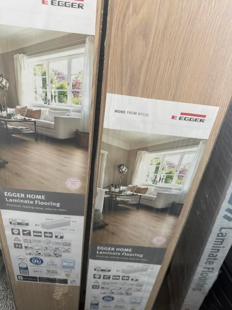 Parquet stratifié EGGER neuf 14 m²-bois clair-emballé – 80€, Neuf, Parquet, Beige, 10 à 25 m²