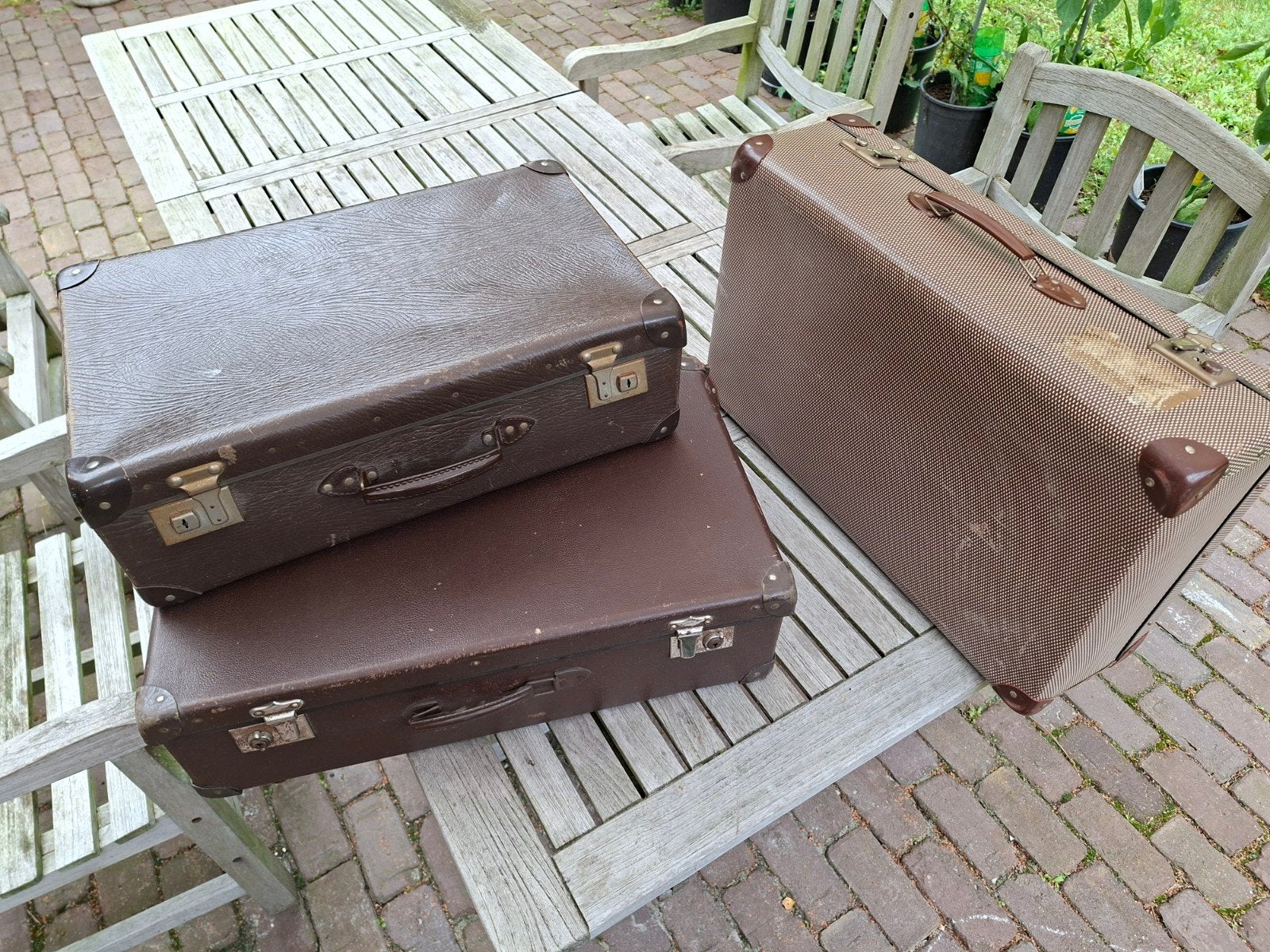 Oude koffers, Enlèvement