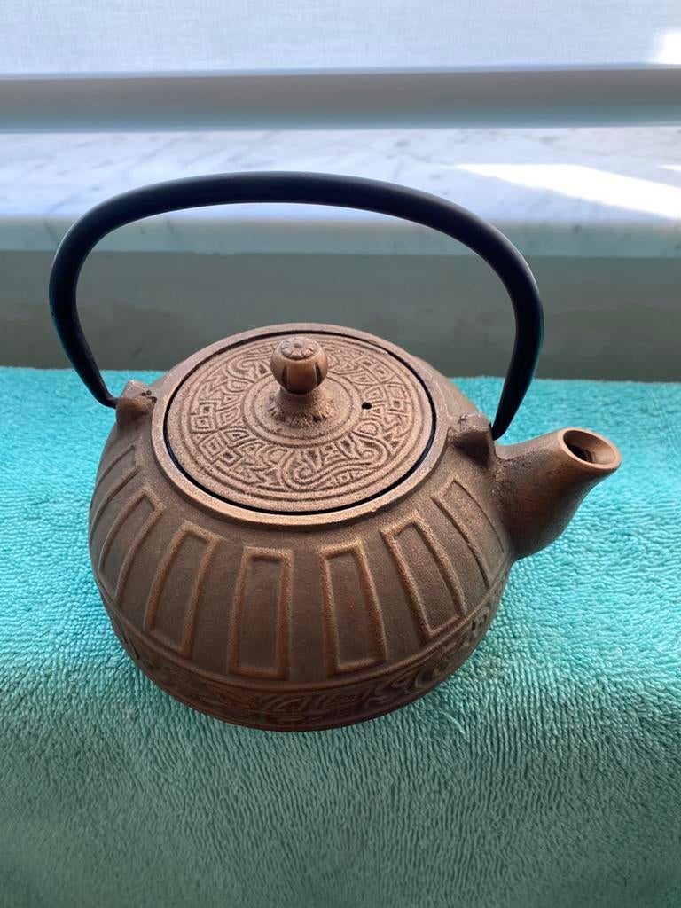 Antieke Japanse theepot, Ophalen