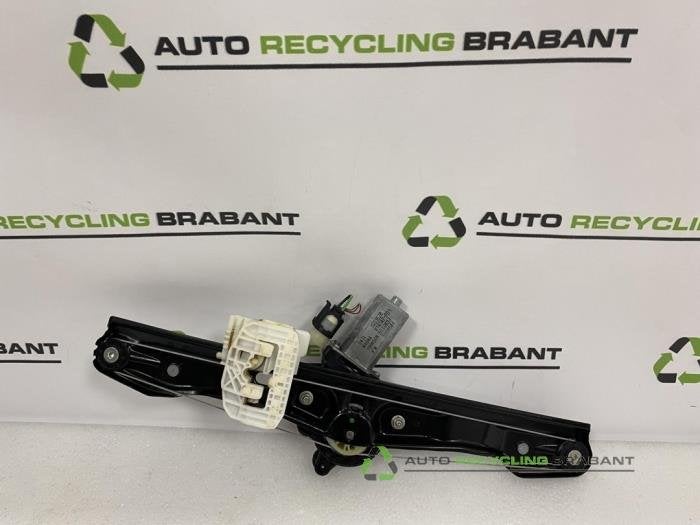 Mécanique vitre 4portes arrière droite d'un BMW 3-Serie, Autos : Pièces & Accessoires, -, 3 mois de garantie, Utilisé, -
