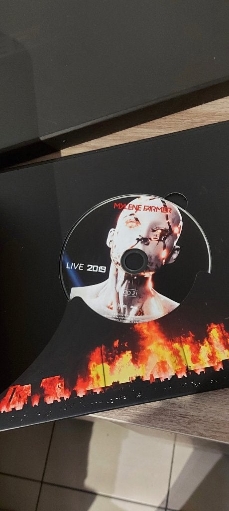 Coffret CD collector Mylene farmer  Nevermore et live 2019, Comme neuf, Enlèvement, Autres genres, Comprend un livret