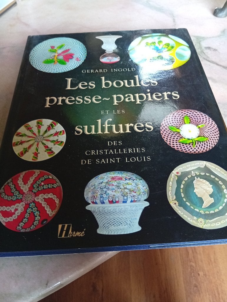 Livre sur les sulfures, Enlèvement, Utilisé, Photographie général