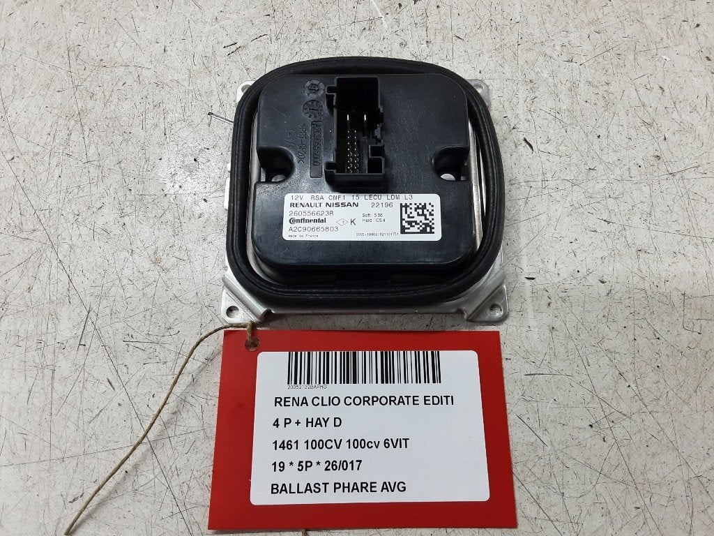BALLAST DE PHARE XENON GAUCHE Clio V (RJAB) (260556623R), Renault, Utilisé, Peter-Huppertz-Straße 5
51063  Köln, DE, Dialog.deutschland@renault.de