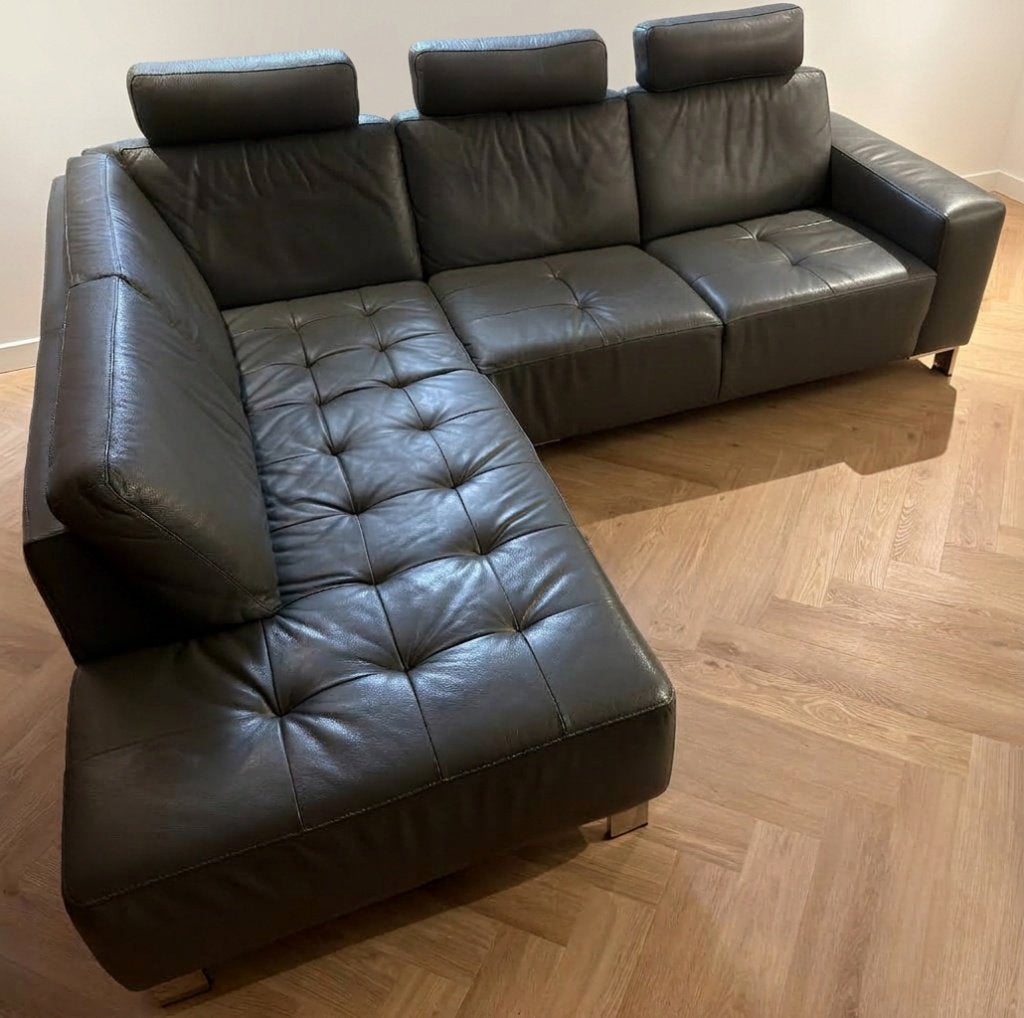 Moderne L-vormige lederen zetel – grijs – 256  212 cm, Huis en Inrichting, Ophalen, 250 tot 300 cm, Gebruikt, Hoekbank
