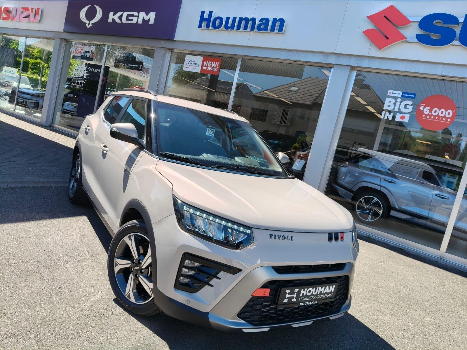 KGM Tivoli KGM Tivoli Paltinum - Automaat - Stock!, Autos, Autos Autre, Achat, Beige, Beige, 120 kW