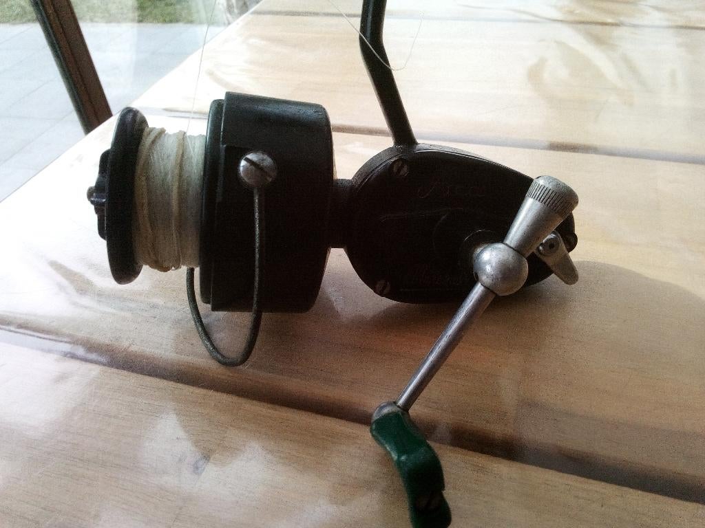 Vismolen Mitchell 350, Enlèvement, Moulinet