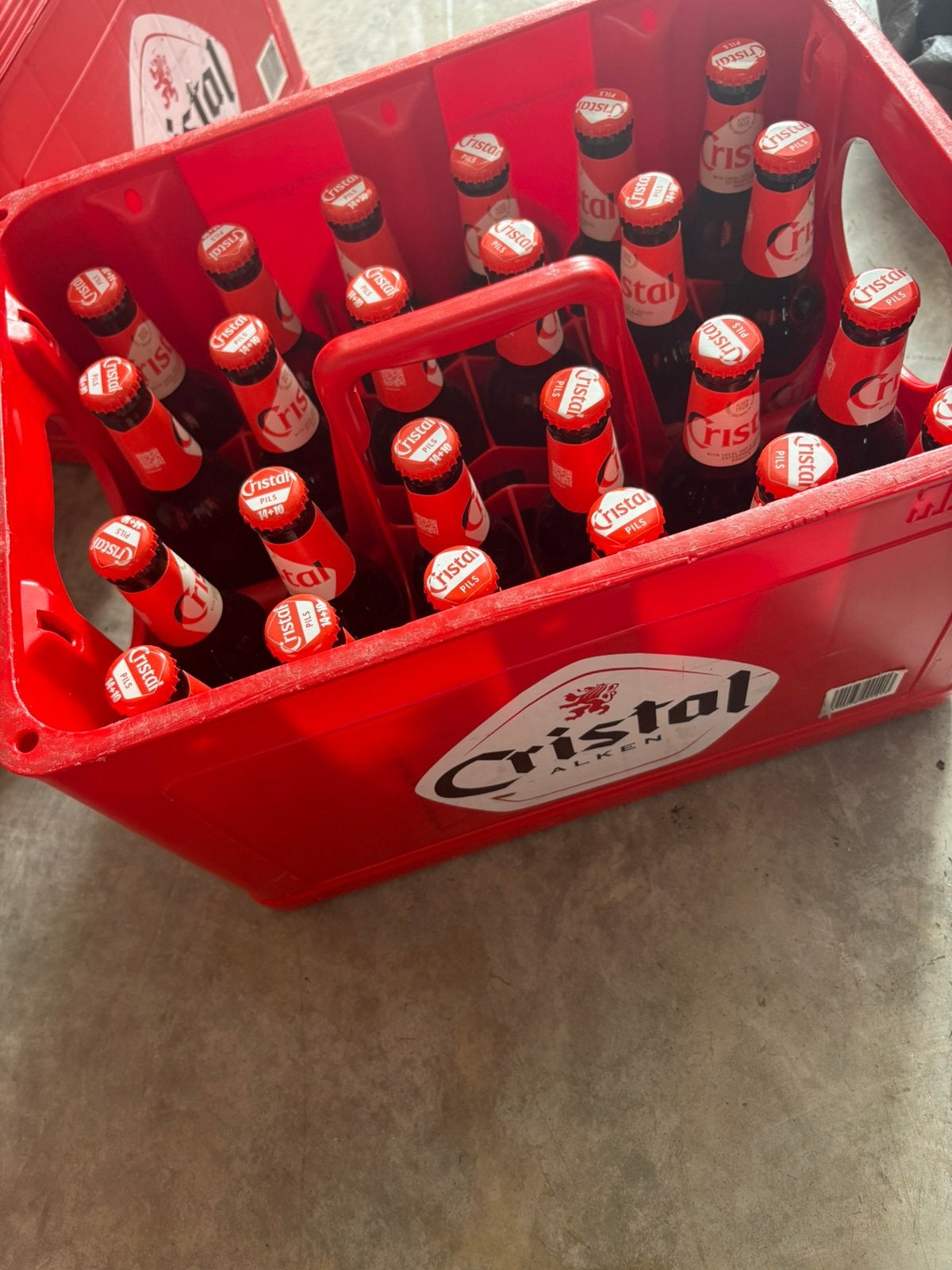 2 bakken cristal + leeggoed, Ophalen
