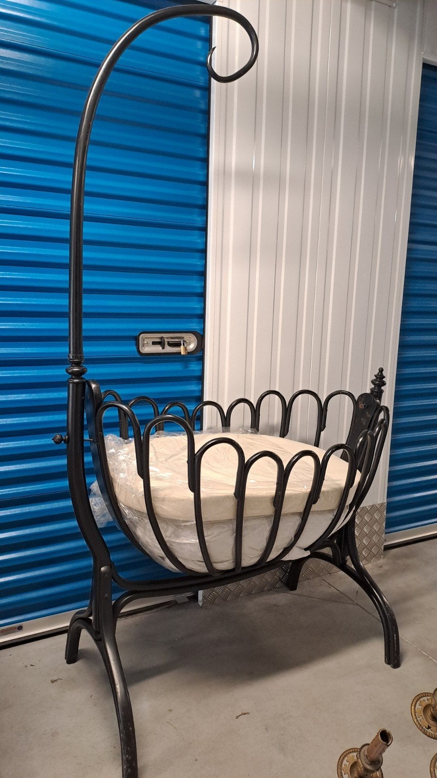 ​Superbe berceau ancien en bois courbé (Style Thonet) + Mate, Enlèvement, Utilisé, Lit