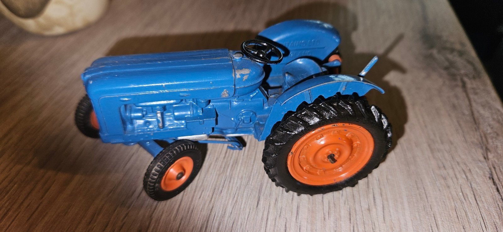 Miniature agricole britains ford /fordson, Comme neuf, Tracteur et Agriculture, Britains