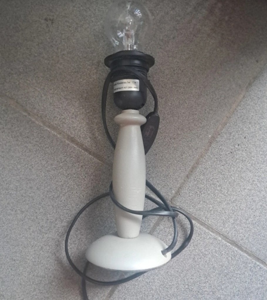 Lampje zonder lampenkap, Maison & Meubles, Lampes | Abat-jour, Lampe de table, Gris, Enlèvement ou Envoi, Rond