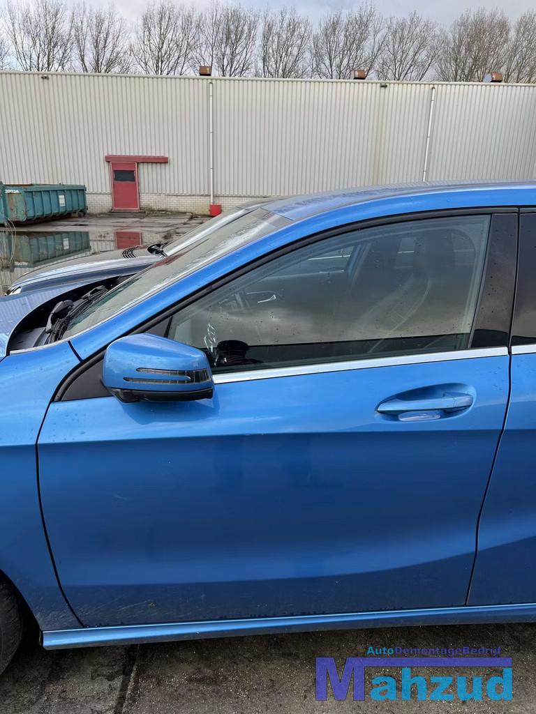 MERCEDES A KLASSE W176 blauw 162 links voor deur 2012-2018, Auto-onderdelen, Carrosserie, Gebruikt, Mercedes-Benz AG, Deur, Mercedes-Benz