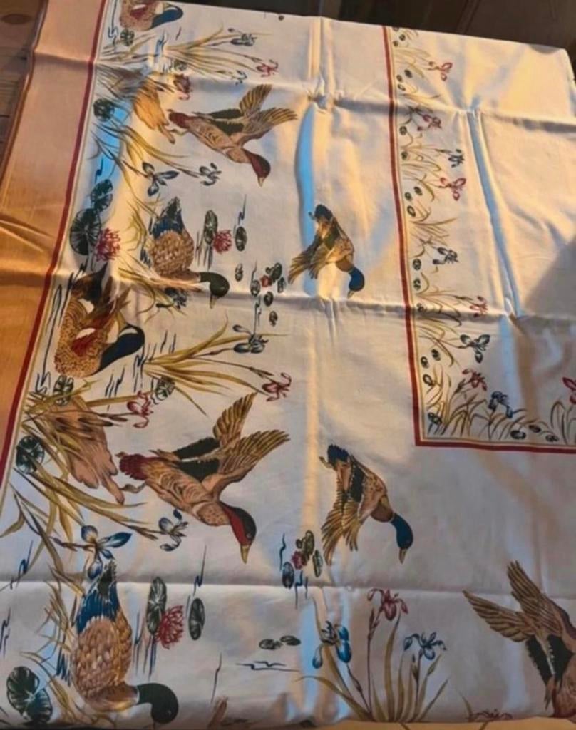 Nappe longue en forme de canard, Enlèvement ou Envoi, Comme neuf
