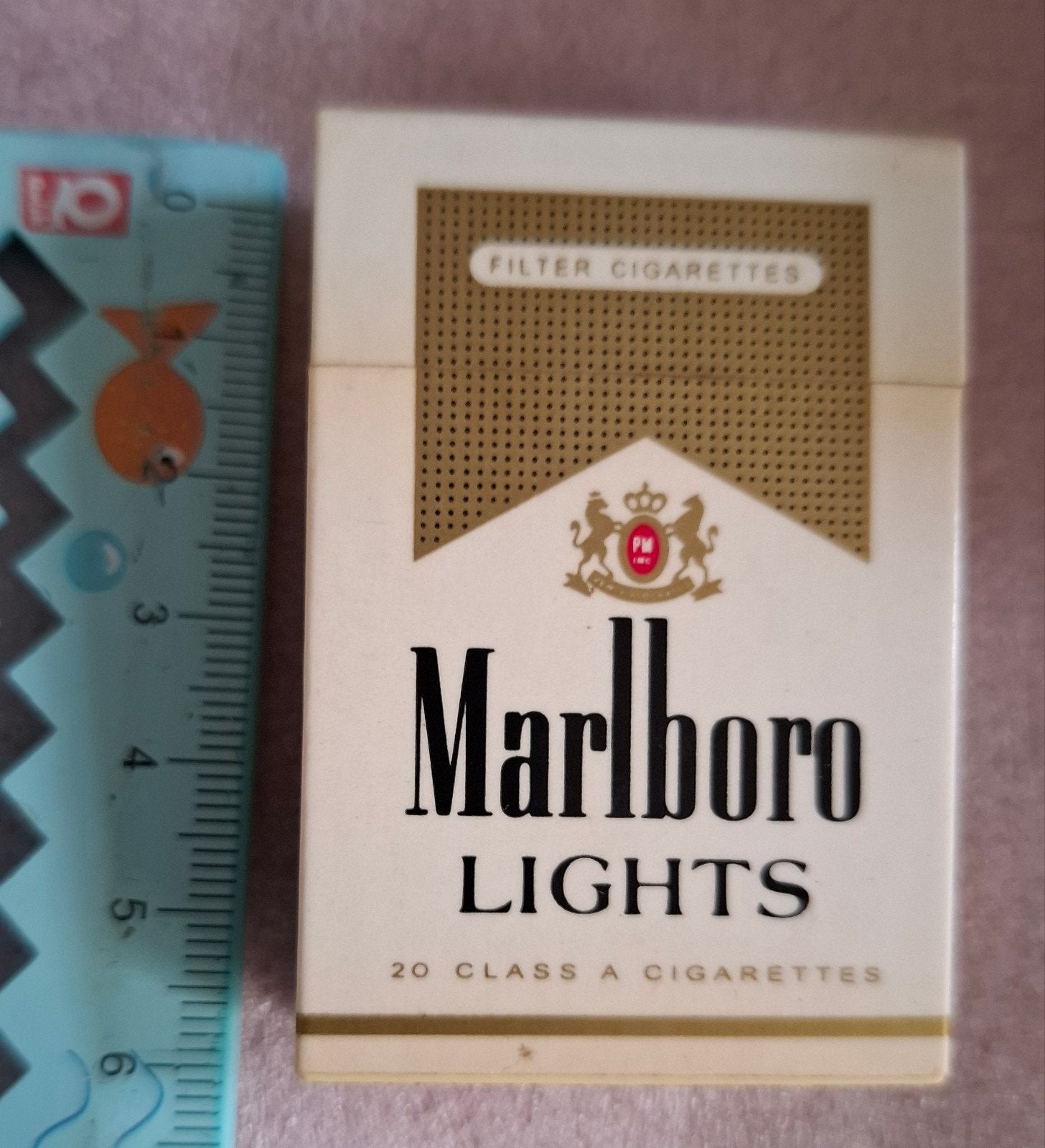 Vintage aansteker Marlboro Light 12, Ophalen of Verzenden, Zo goed als nieuw, Aansteker