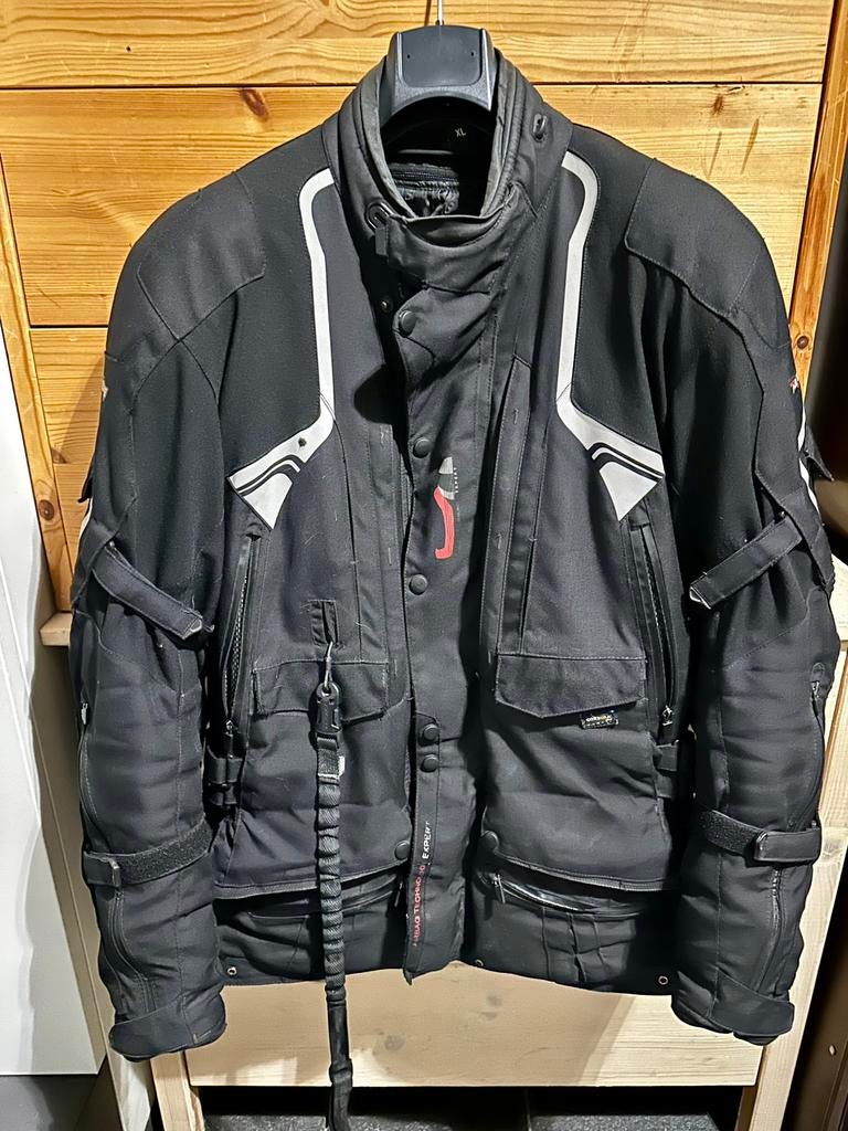 Veste Helite airbag, Ophalen
