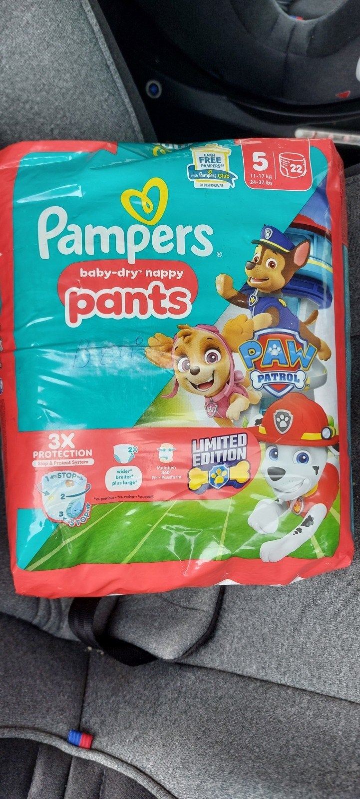 Pampers maat 4 en 5 (121 pampers), Ophalen