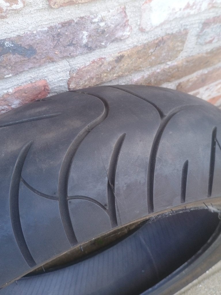 Moto band , Bridgestone Battlax BT020, Motoren, Ophalen, Gebruikt