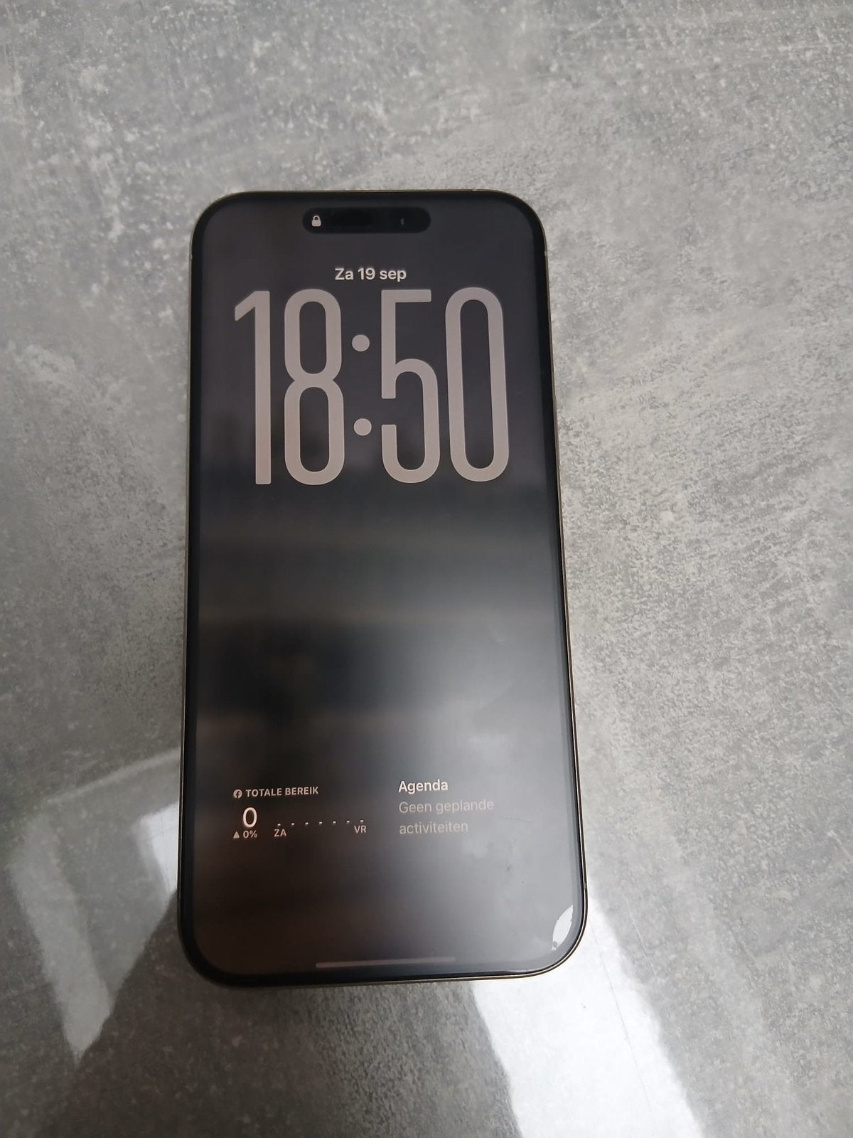 Iphone 16 pro max 256gb titanium, IPhone 16 Pro Max, Comme neuf, Enlèvement, Apple