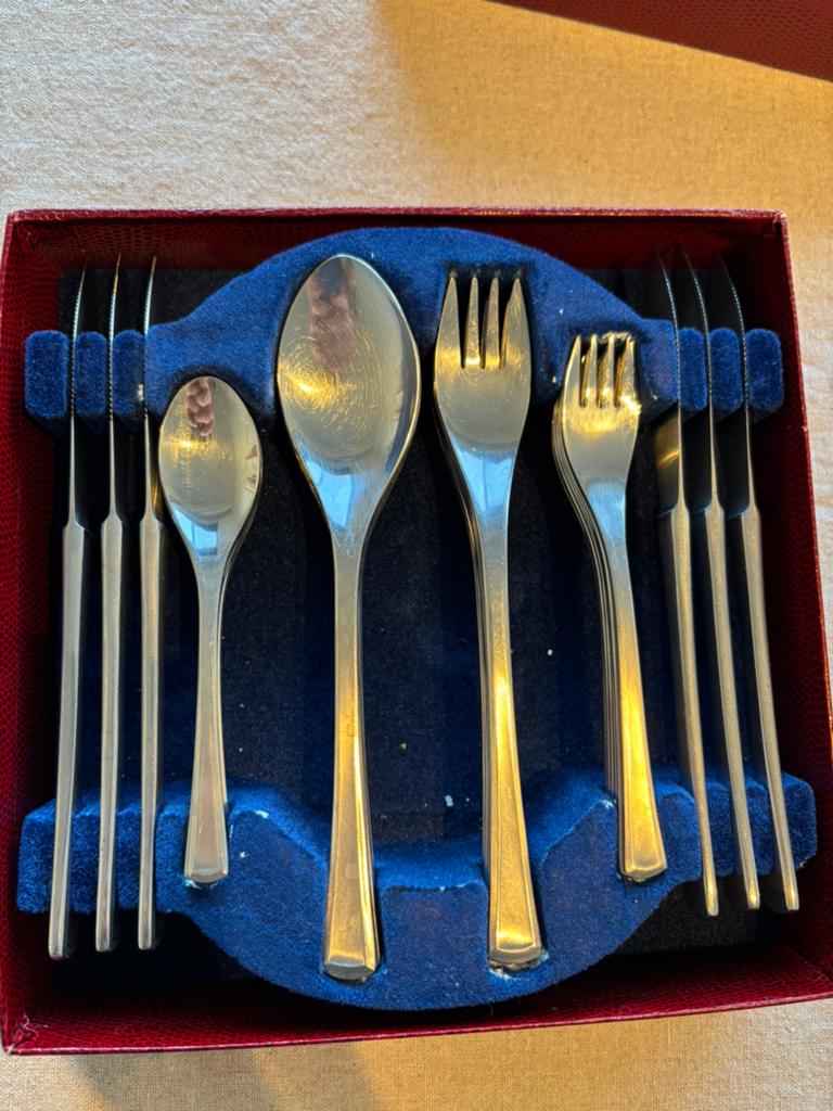 Bestek (30 delig), Huis en Inrichting, Ophalen, Zo goed als nieuw, Bestekset, Inox of Chroom