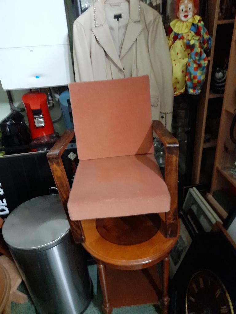 Mooi retro kinderstoel, Antiquités & Art, Antiquités | Accessoires de maison, Enlèvement