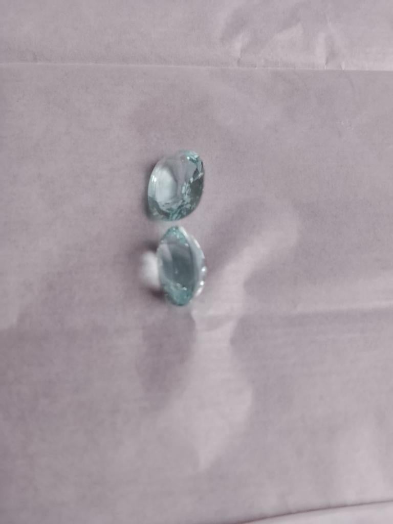 Paire d’aiguës-marines naturelles – 6,22 ct total – Certific, Enlèvement ou Envoi, Bleu