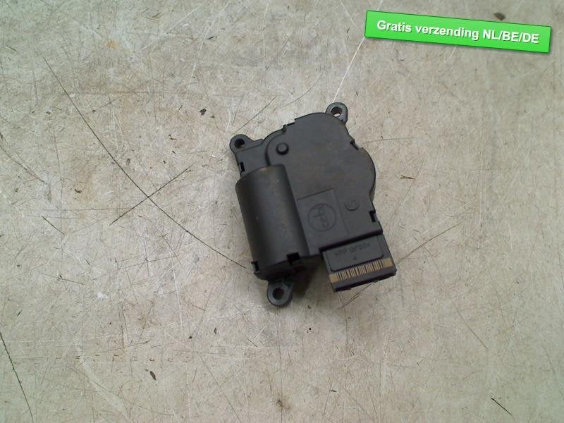 ACTIONNEUR MOTEUR VOLET CHAUFFAGE Volkswagen Golf VII (AUA), Volkswagen, Volkswagen AG, Utilisé, Kundenbetreuung@volkswagen.de