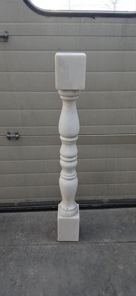 Witte marmeren zuil, Huis en Inrichting, Woonaccessoires | Zuilen en Pilaren, Ophalen